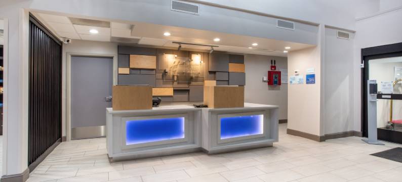 智选假日套房酒店莫尔黑德城(Holiday Inn Express & Suites MOREHEAD CITY by IHG)图片