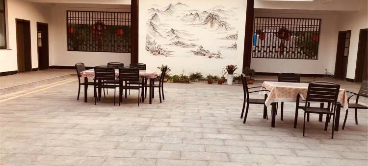 宜兴市张渚镇善墨雅筑民宿(兴东路分店)图片