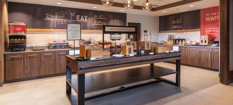 咸普顿客栈与套房康威(Hampton Inn & Suites Conway)图片