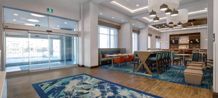 滑铁卢圣雅各布斯希尔顿欢朋套房酒店(Hampton Inn & Suites by Hilton Watertoo St. Jacobs)图片