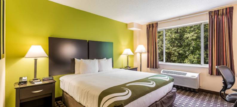 亨特斯维尔凯艺酒店-近诺曼湖(Quality Inn Huntersville Near Lake Norman)图片