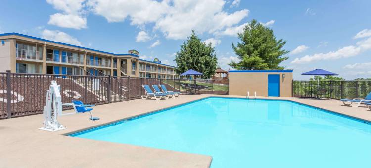 斯汤顿南戴斯酒店(Days Inn by Wyndham Staunton)图片