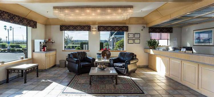 沃伦顿希洛套房酒店(Shilo Inn Suites Warrenton)图片