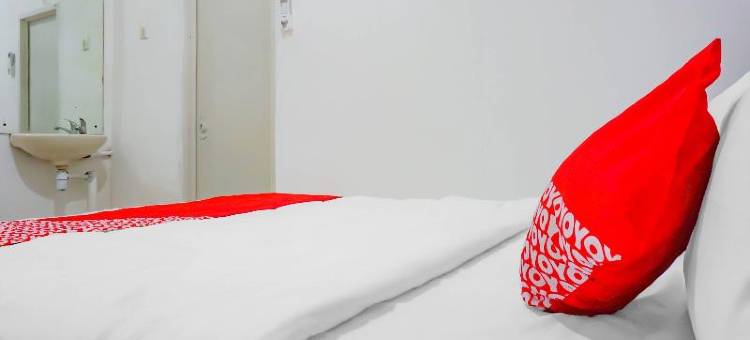 OYO 3965格拉哈卡尔蒂卡伊斯兰酒店(OYO 3965 Syariah Graha Kartika)图片