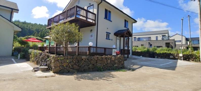 Seogwipo Pyosaenggak Pension图片