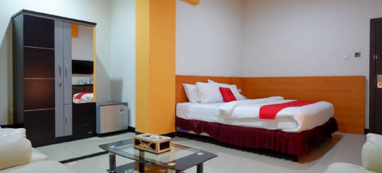 红多兹Plus酒店@帕卢喀麦隆酒店(RedDoorz Plus @ Cameloan Hotel Palu)图片