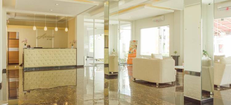 瑞德多兹普拉斯酒店 - 近吉坦宁格城镇广场 2(RedDoorz Plus Near Jatinangor Town Square 2)图片