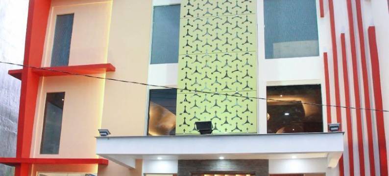 泗水苏米酒店(Sumi Hotel Surabaya)图片