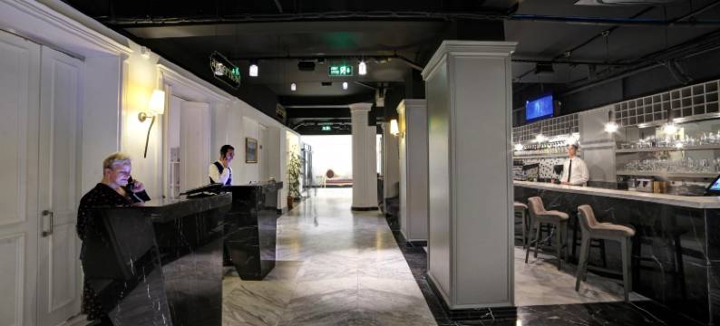 白色莫纳克酒店(White Monarch Hotel)图片
