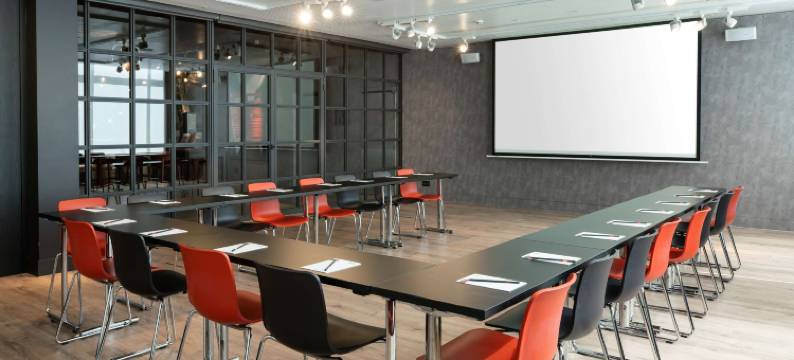 布鲁塞尔丽芮酒店(Radisson Red Hotel, Brussels)图片