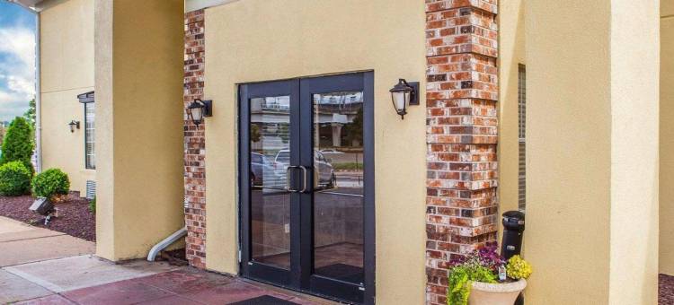 品质酒店机场(Quality Inn Airport)图片