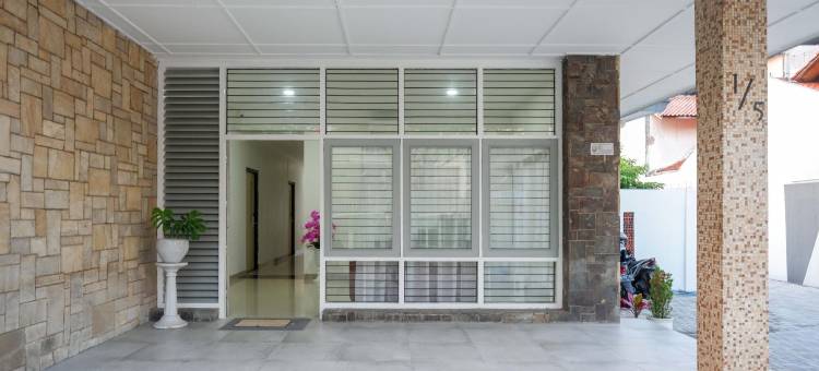 Urbanview Hotel MS Rooms Inn Simpang Lima by RedDoorz图片