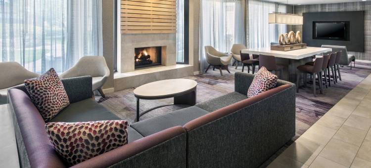 万怡纽瓦克自由国际机场酒店(Courtyard Newark Liberty International Airport)图片