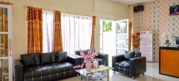 红多兹酒店@奥丽亚马真大酒店(RedDoorz @ Hotel Grand Aulia Majene)图片