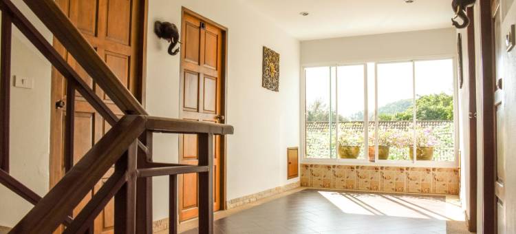 班罗莎酒店(Baan Rosa Bangtao Beach)图片