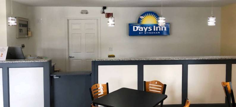 卡特雷特角温德姆戴斯酒店(Days Inn by Wyndham Cape Carteret Near Emerald Isle)图片