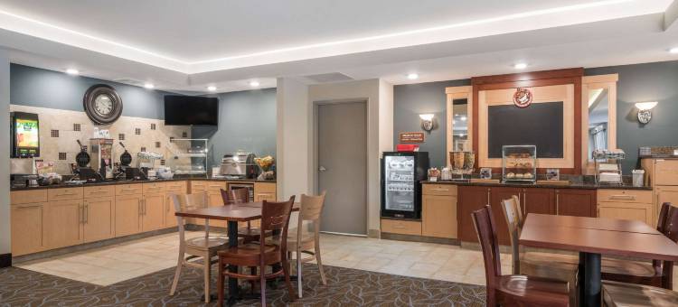 威诺纳美吟温德姆酒店(AmericInn by Wyndham Winona)图片