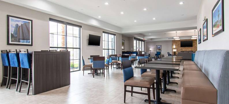 休斯顿IAH舒适套房酒店(Comfort Suites Humble Houston IAH)图片