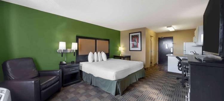 郊区开间(Suburban Studios)图片