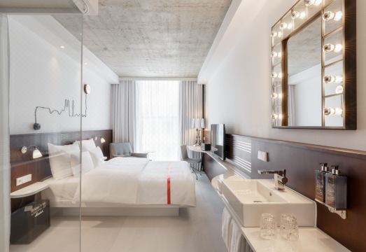 Ruby Ella Hotel CologneHotel Overview