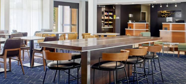 孟菲斯机场万怡酒店(Courtyard Memphis Airport)图片