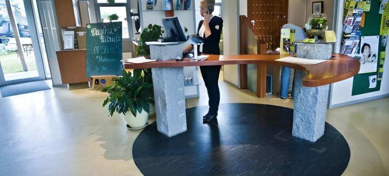 哈马尔海盗船青年旅馆及出租公寓(Vikingskipet Hotell)图片