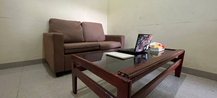 O酒店塔卡拉尔公寓靠近马帕卡松古警察局(Mapsu)(Hotel O Kost Takalar Near Polsek Mappakasunggu (Mapsu))图片