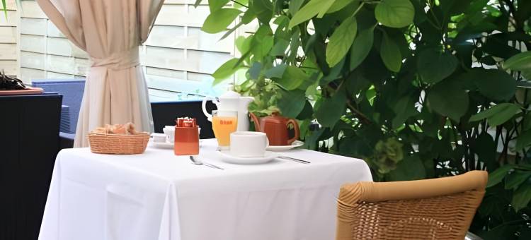 法国盾牌酒店(Logis - Hôtel Restaurant l'Ecu de France)图片
