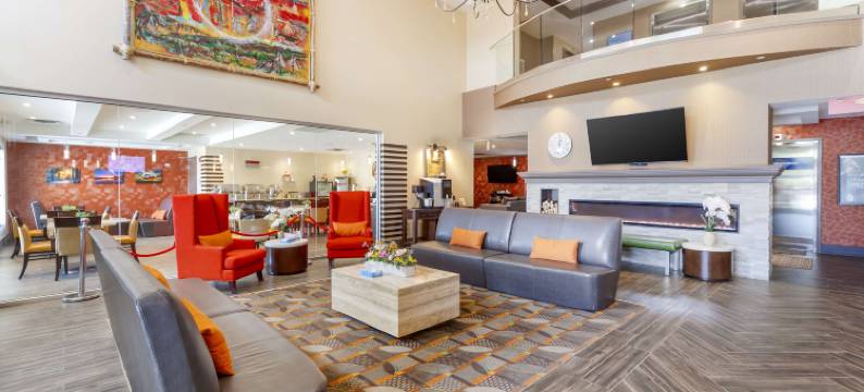 圣约翰堡贝斯特韦斯特优质城堡酒店(Best Western Plus Chateau Fort St. John)图片