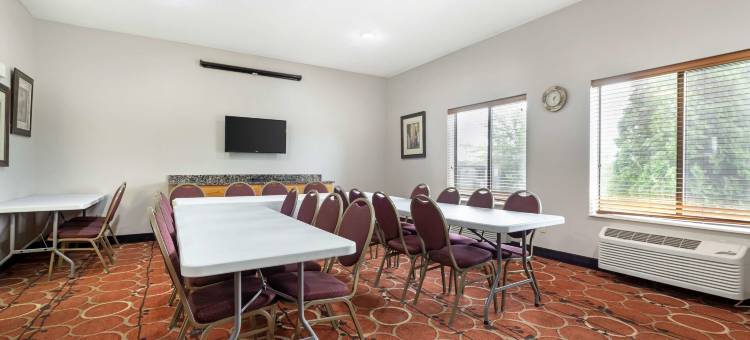 艾伯特利I-90/I-35贝斯特韦斯特优质酒店(Best Western Plus Albert Lea I-90/I-35 Hotel)图片