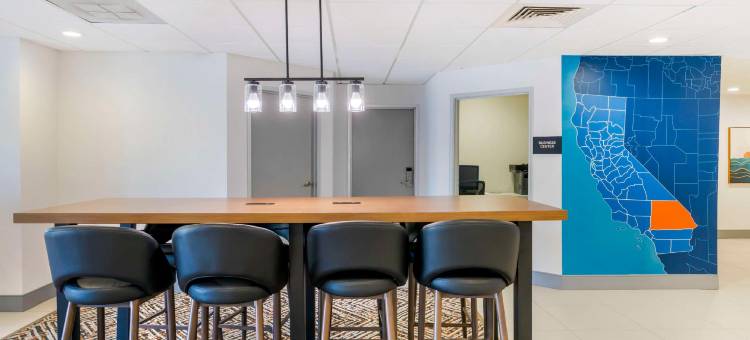 Executive Residency by Best Western Victorville图片