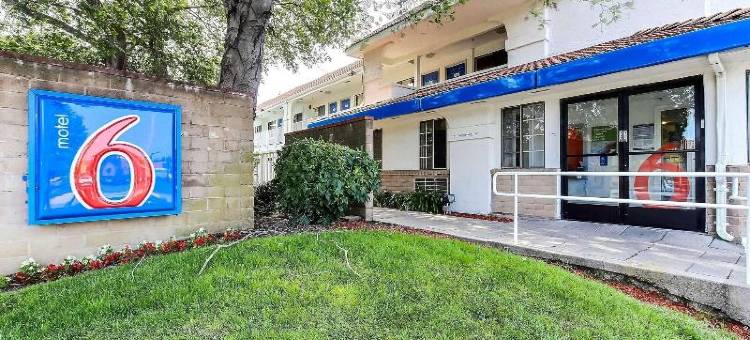 皮诺尔6号汽车旅馆(Motel 6 Pinole, CA)图片