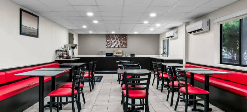 红屋顶酒店-弗林特(Red Roof Inn Flint)图片