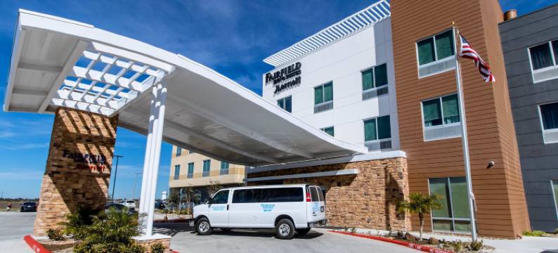 万枫布朗斯维尔北部酒店及套房(Fairfield Inn & Suites Brownsville North)图片