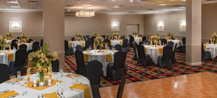 卡拉马祖福朋喜来登酒店(Four Points by Sheraton Kalamazoo)图片