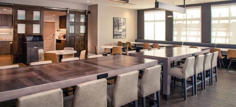 居家富尔顿梅普尔劳恩酒店(Residence Inn Fulton at Maple Lawn)图片