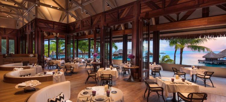 康莱德博拉博拉岛酒店(Conrad Bora Bora Nui)图片