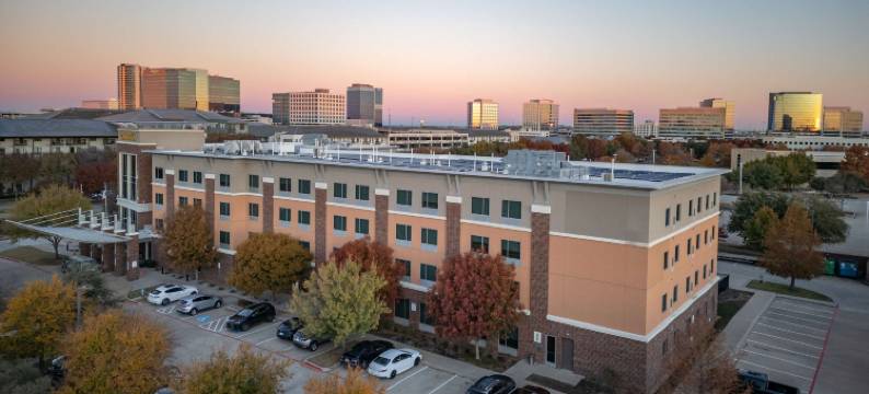 普莱诺弗里斯科坎普里亚酒店(Cambria Hotel Plano - Frisco)图片