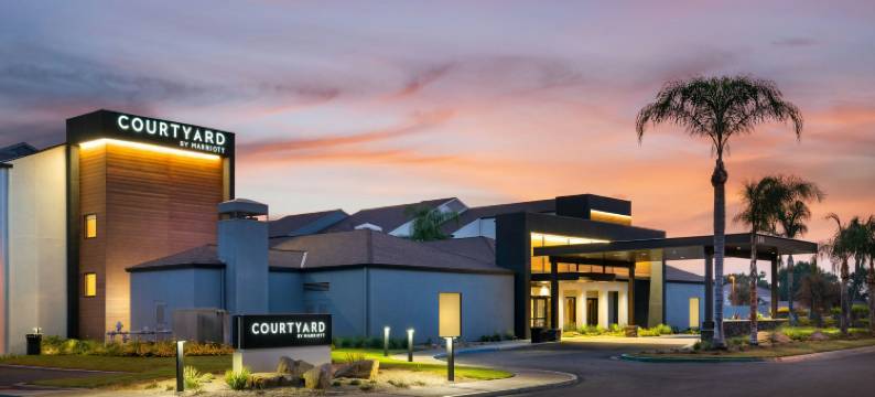 弗雷斯诺万怡酒店(Courtyard Fresno)图片