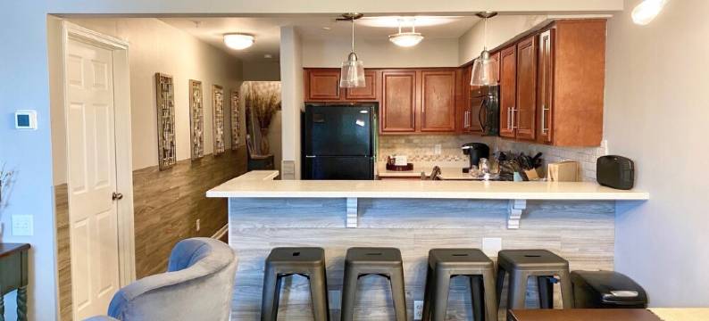 Music City Style! Downtown Broadway Honky Tonks 1 Mile! Renovation in Process!!图片