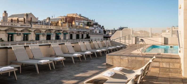 中央桑诺泰俱乐部酒店(Petit Palace Trencadis)图片