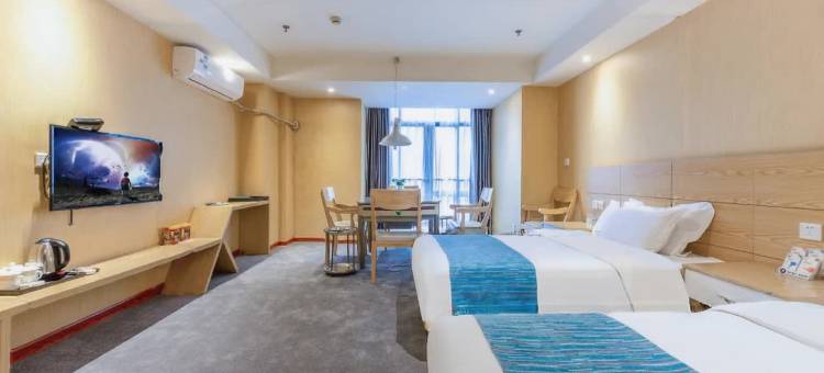 轻住·新艾轩商务主题酒店(西安南门明城墙永宁门地铁站店)图片