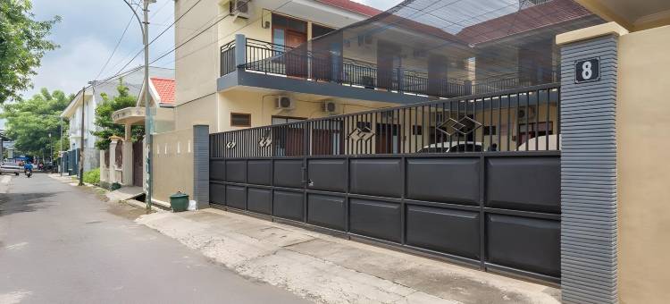 库尔科斯特酒店-近巴苏鲁安戈尔温东苏洛帕蒂(KoolKost Near Gor Untung Suropati)图片