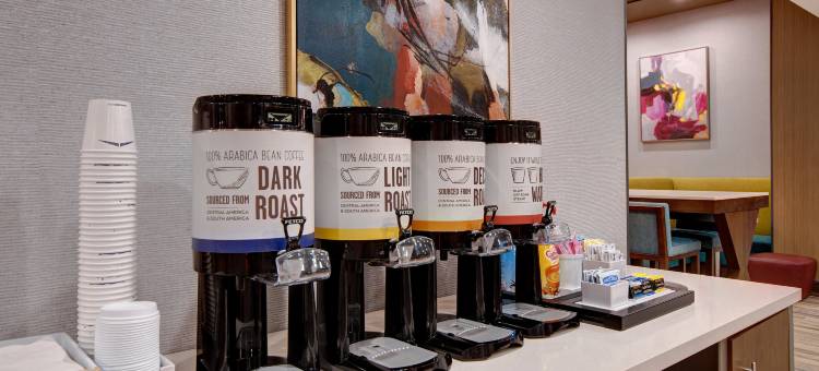 安大略市拉丘库卡蒙卡欢朋套房酒店(Hampton Inn & Suites Ontario Rancho Cucamonga)图片