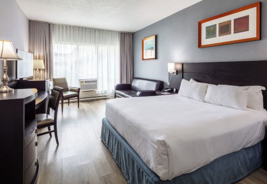 Auberge Royal Versailles Hotel Overview