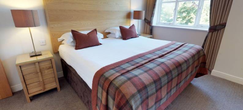 麦克唐纳艾尔莫斯苑度假村(Macdonald Elmers Court Resort)图片