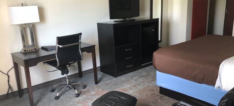 马科基塔温德姆美吟温德姆酒店(AmericInn by Wyndham Maquoketa)图片