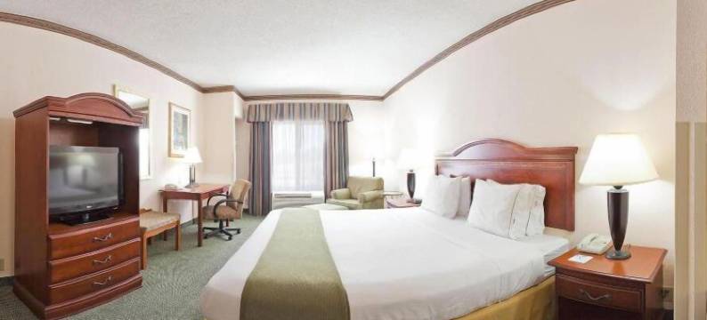智选假日套房酒店克利夫兰(Holiday Inn Express & Suites CLEVELAND by IHG)图片