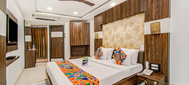 缤旅拉赫南达尼公寓(FabHotel Rajnandani Residency)图片