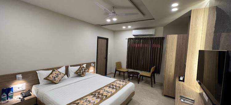 弗林达纳瑟姆酒店(Hotel Natham by Vrinda)图片